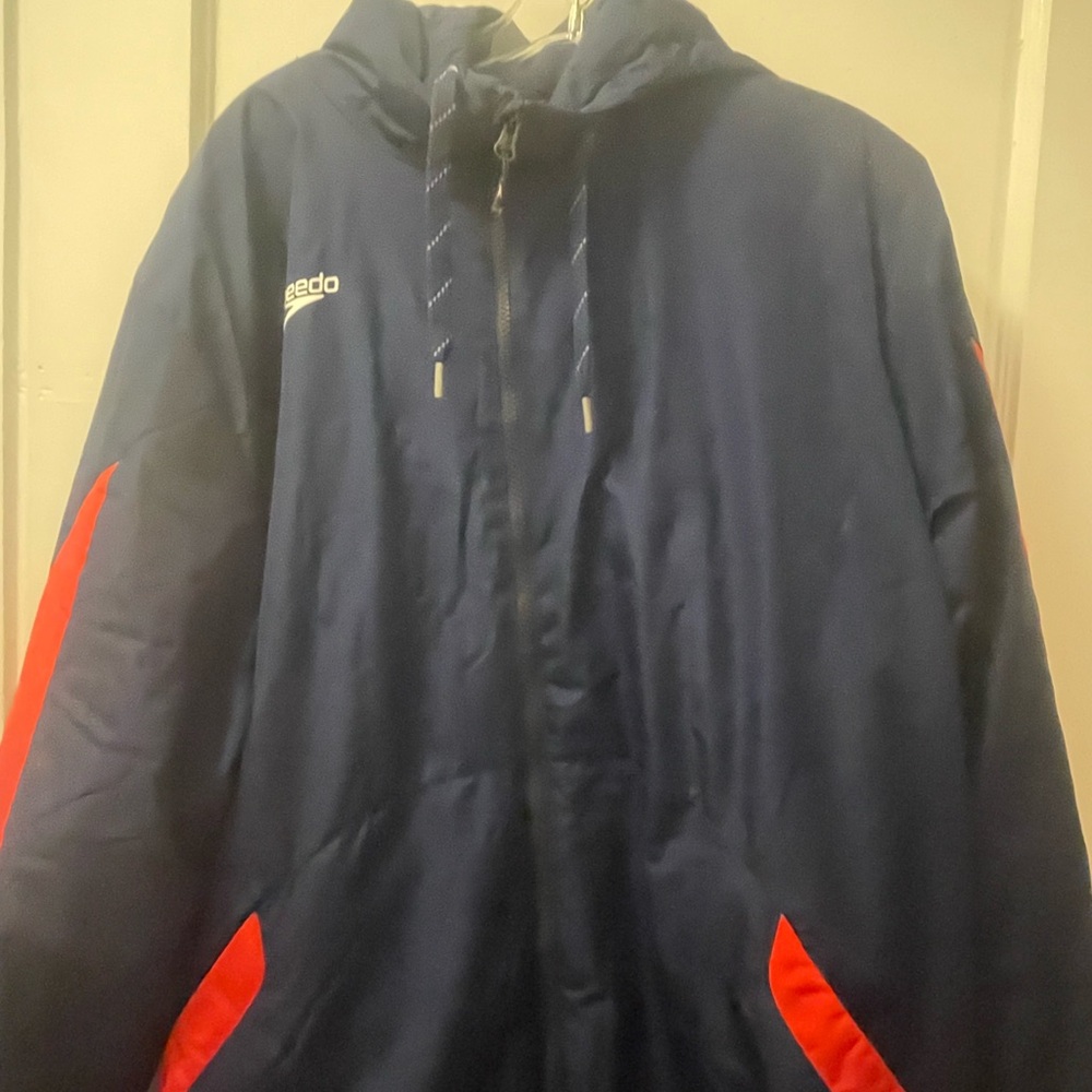 Speedo Navy and Red Women's Jacket - Picture 3 of 15